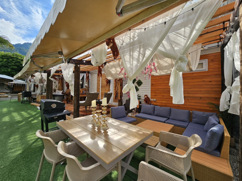 川夏野奢露營區